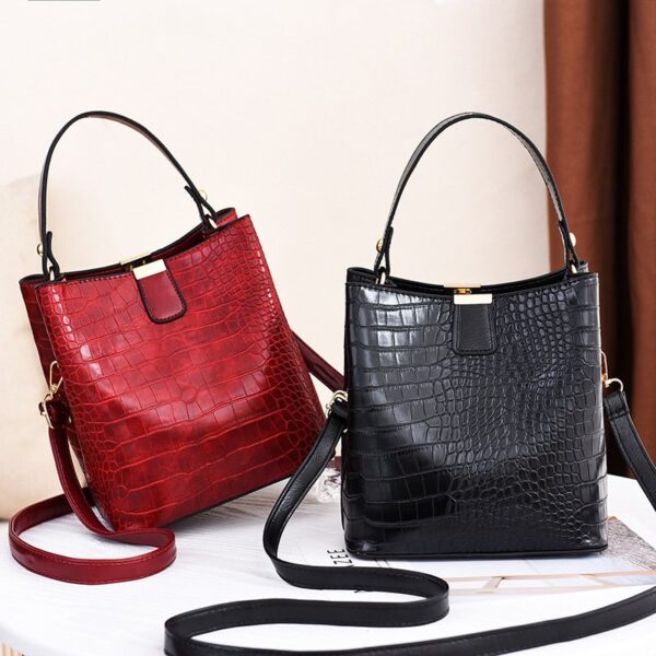 Yogodlns Retro Alligator Crocodile Large Capacity Crossbody Shoulder Messenger Bag - Image 6
