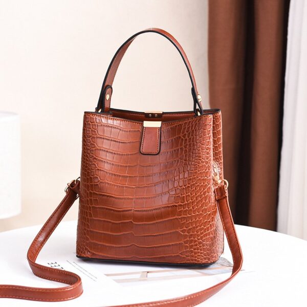 Yogodlns Retro Alligator Crocodile Large Capacity Crossbody Shoulder Messenger Bag - Image 11