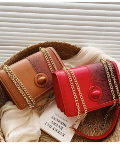 Alternative view of Luxury Premium  vintage Alligator Pattern Chain Square Designer Handbag