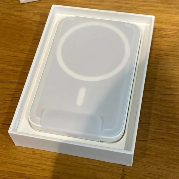 Apple MagSafe Battery Pack (Wireless Power Bank 20W) for iPhone 16 15 14 13 12 Series - Image 8