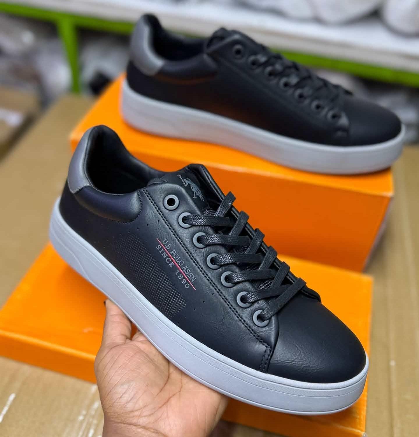Cheyenne Heritage Collection – Men’s Low-Top Smart Casual Leather Sneakers